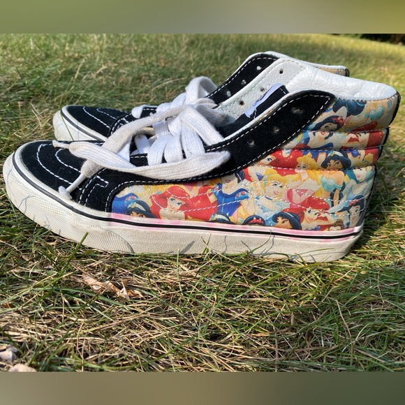 Disney Princess High-Top Vans - Picture 2 of 6